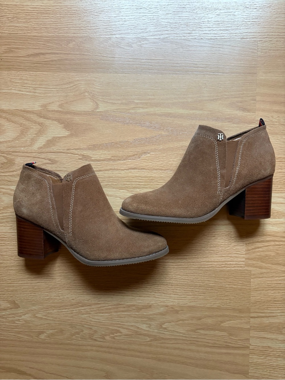 Tommy Hilfiger Brown Seude Ankle Boot
